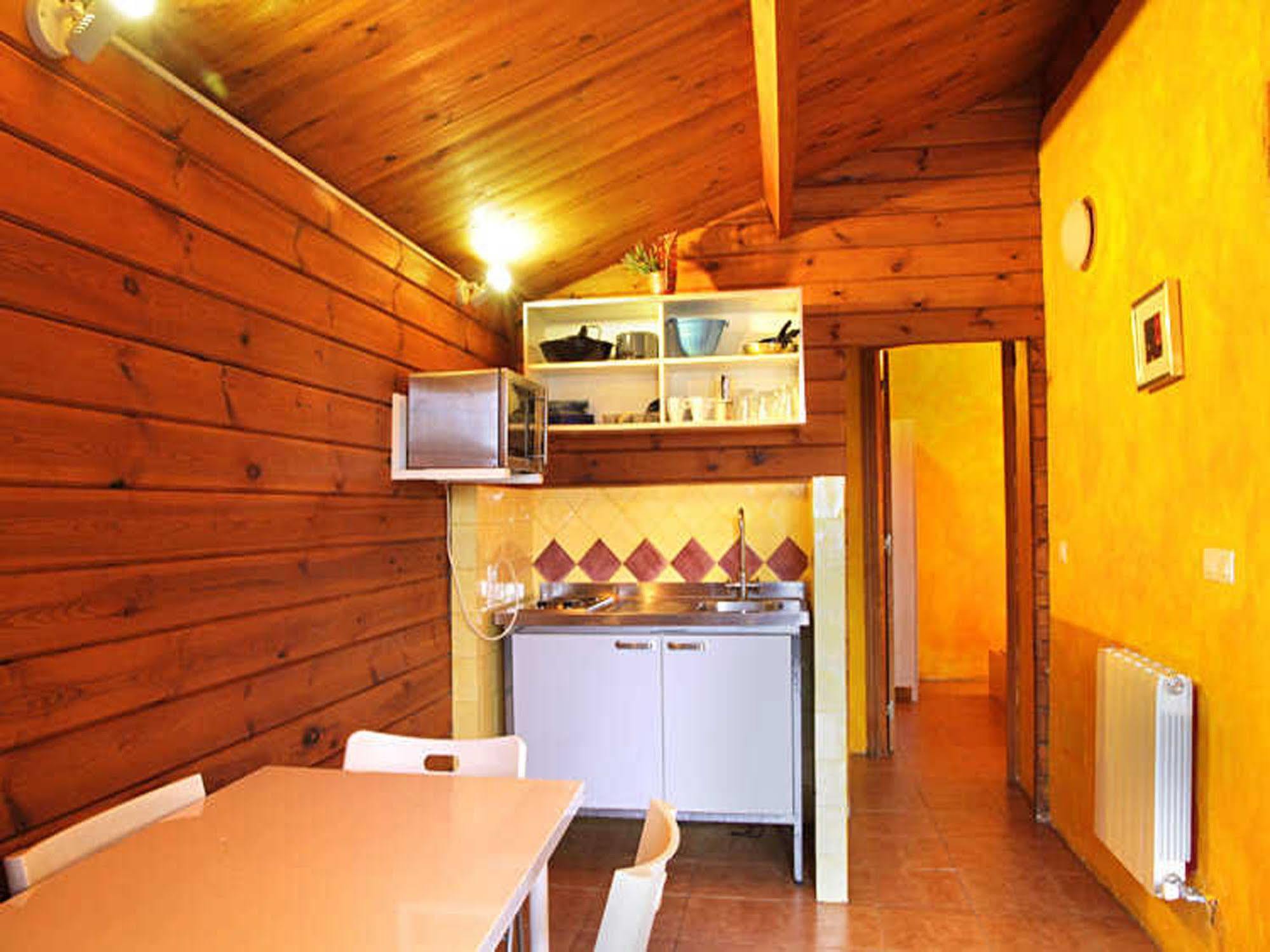 Fuente Del Lobo Glamping & Bungalows - Adults Only Пинос-Хениль Экстерьер фото